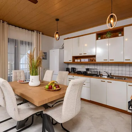 Tatil Evi Infinite Ble Chrysi Ammoudia